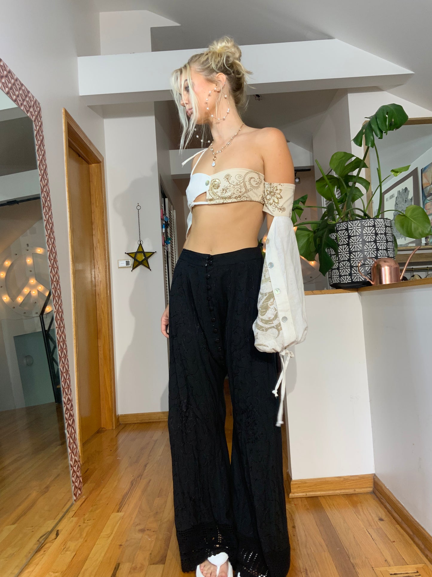 Reclaimed White Lotus Top