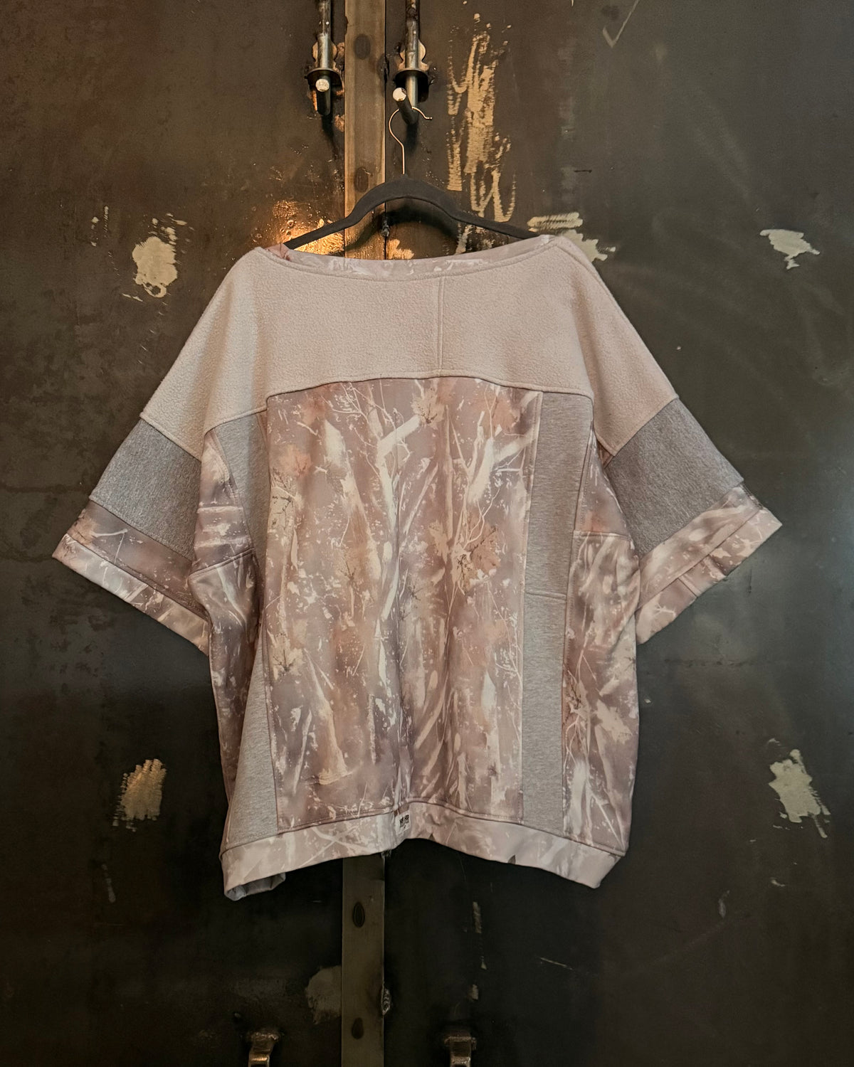 Reclaimed Motel 6 Sweat-T