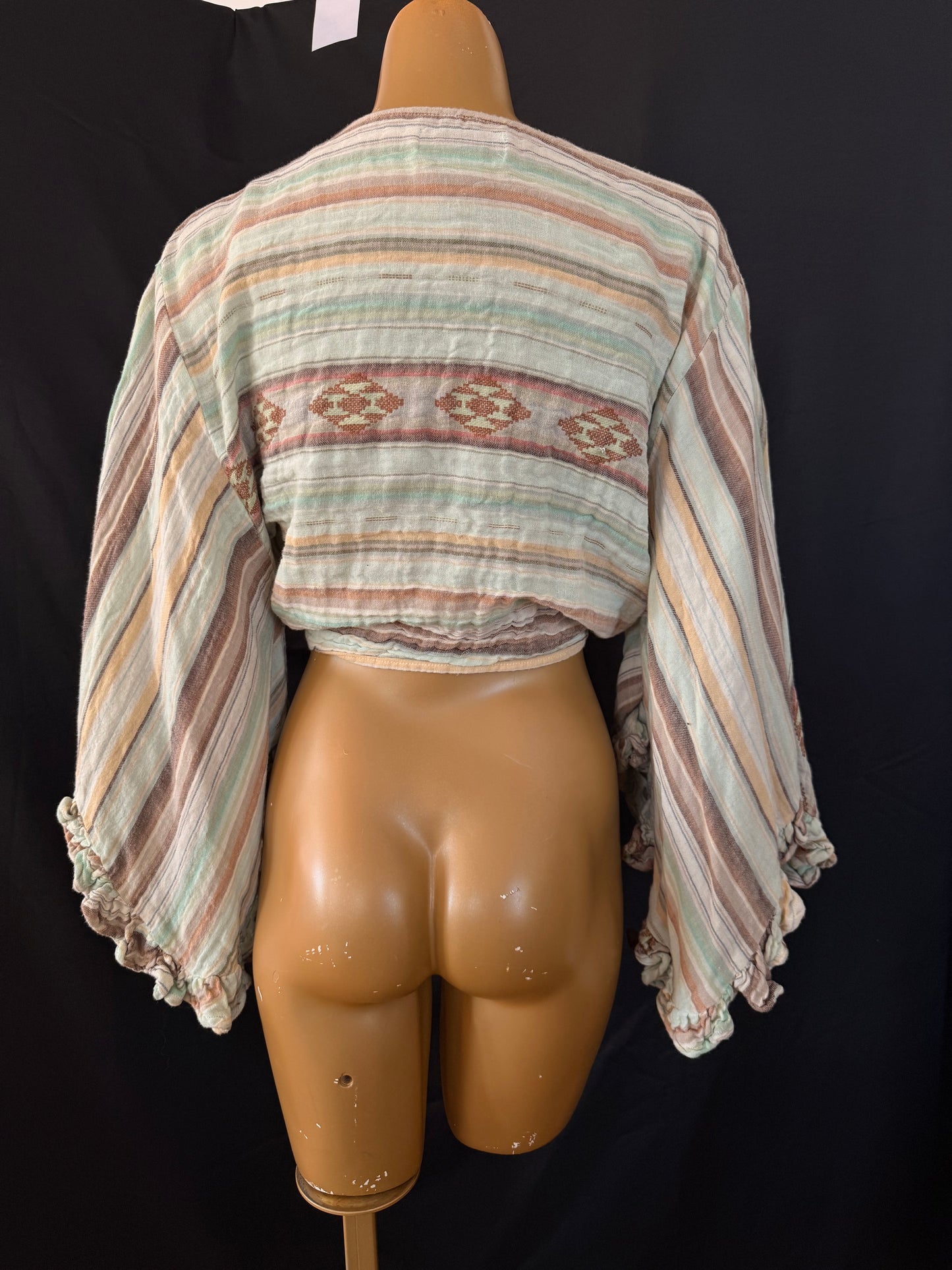 Blue Patterned Ruffled Shaw