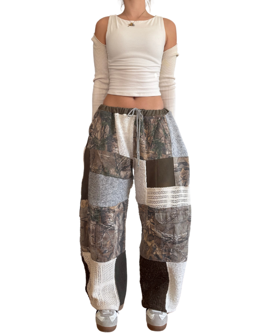 Reclaimed Camo Barrel Pants (m/l)