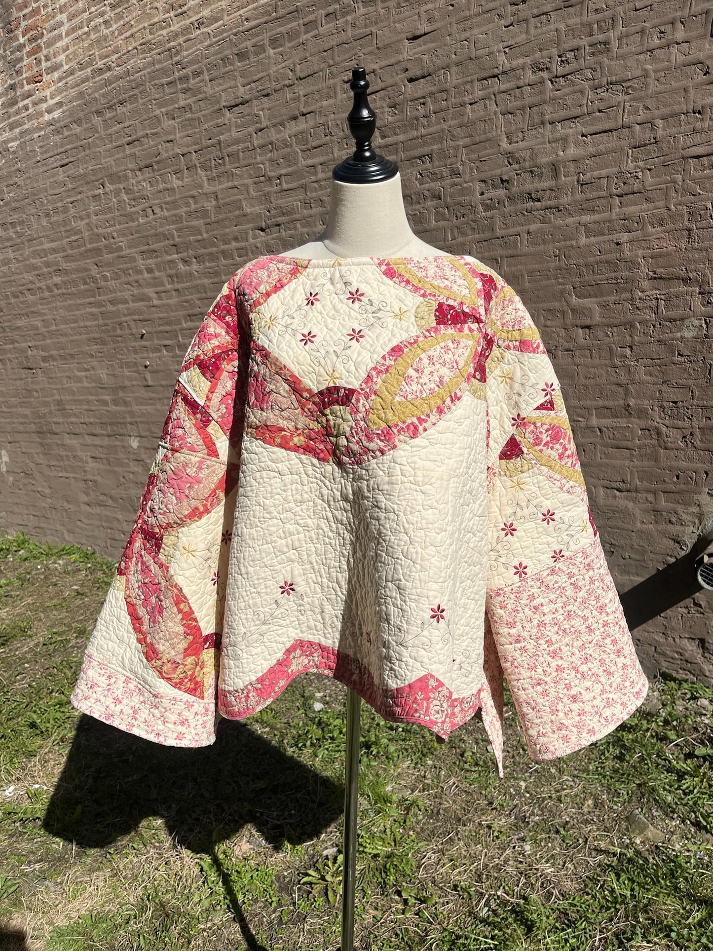 Reclaimed Strawberry Shortie Pullover