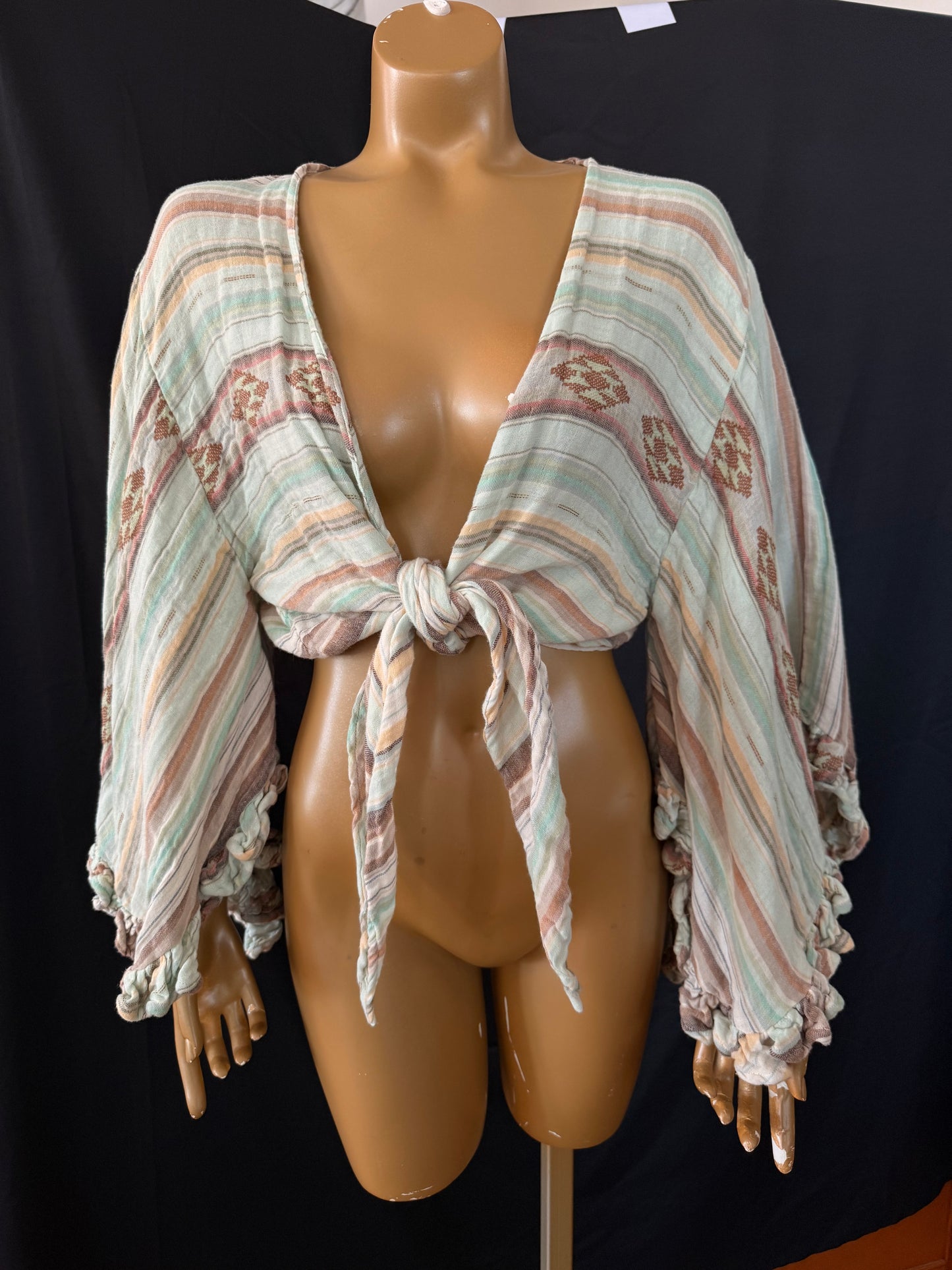 Blue Patterned Ruffled Shaw