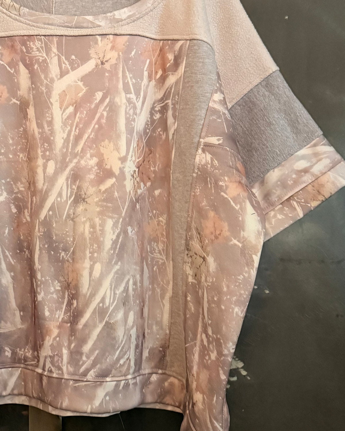 Reclaimed Motel 6 Sweat-T