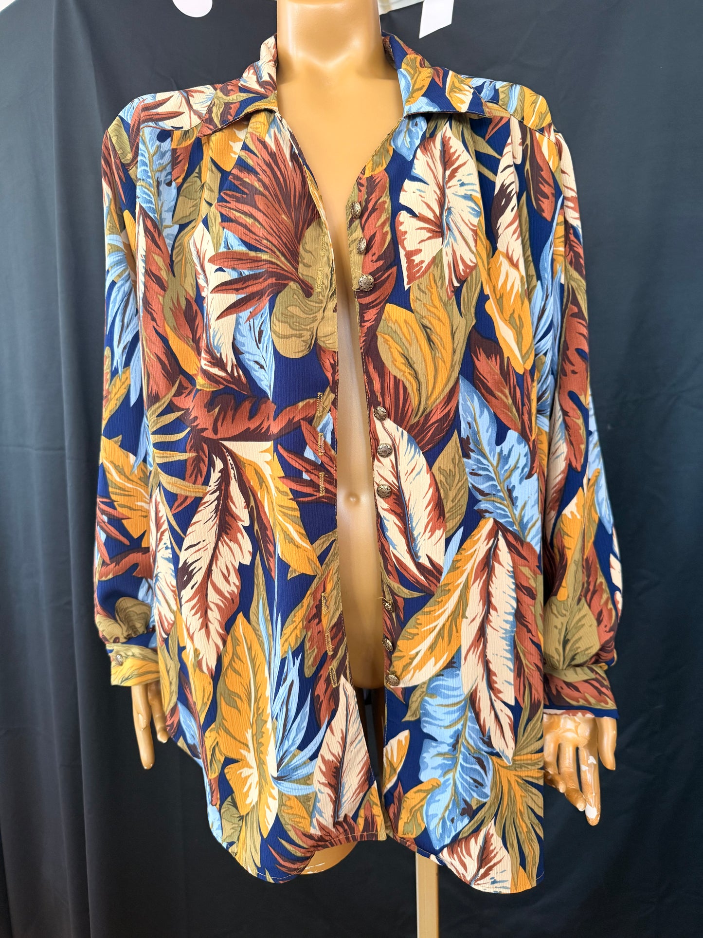 Leaf Beachy Button Down